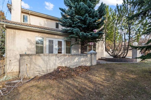 15 Patterson Drive Sw, Calgary, AB - Outdoor