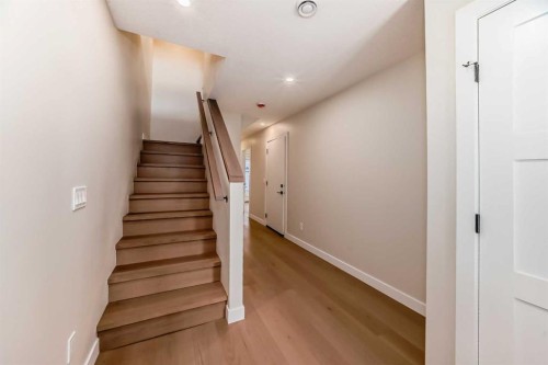 115-1330 1St Avenue, Canmore, AB - Indoor Photo Showing Other Room