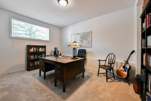 56 Discovery Woods Villas Sw, Calgary, AB - Indoor Photo Showing Office