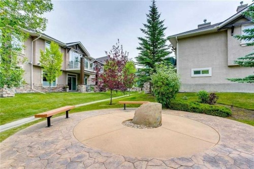 56 Discovery Woods Villas Sw, Calgary, AB - Outdoor