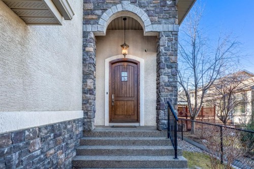 15 Cranleigh Way Se, Calgary, AB - Outdoor