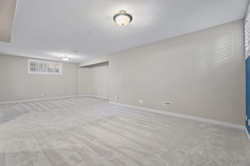 15 Cranleigh Way Se, Calgary, AB - Indoor