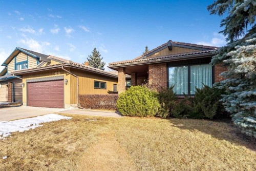 9536 Oakmount Drive Sw, Calgary, AB - Outdoor