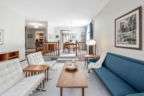 9536 Oakmount Drive Sw, Calgary, AB - Indoor Photo Showing Living Room