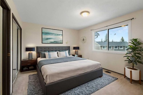 355 Georgian Villas, Calgary, AB 