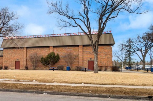 355 Georgian Villas, Calgary, AB 