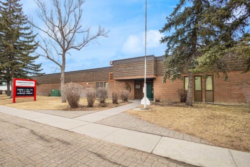 355 Georgian Villas, Calgary, AB 