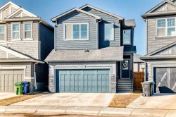 32 Creekstone Landing SW Calgary, AB T2X 5E5