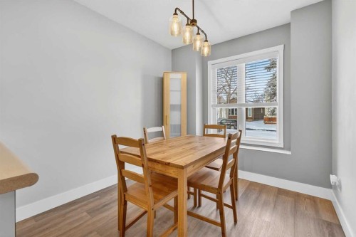 196 Deersaxon Circle Se, Calgary, AB - Indoor Photo Showing Dining Room