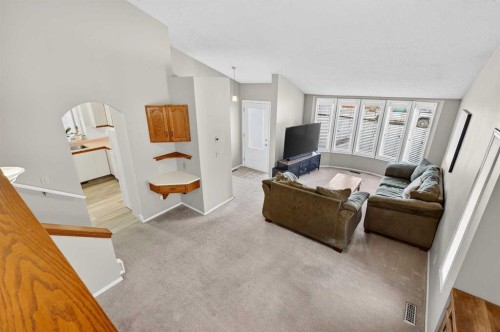 196 Deersaxon Circle Se, Calgary, AB - Indoor