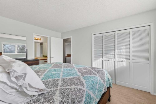 196 Deersaxon Circle Se, Calgary, AB - Indoor Photo Showing Bedroom