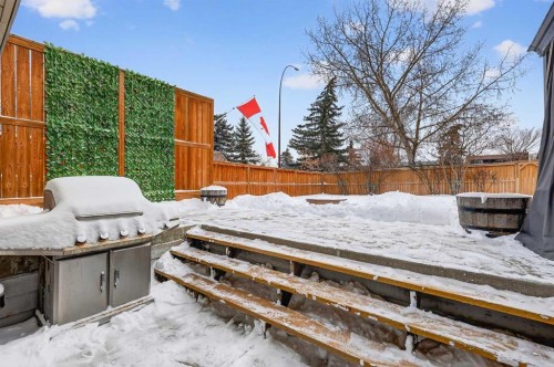 196 Deersaxon Circle Se, Calgary, AB - Outdoor