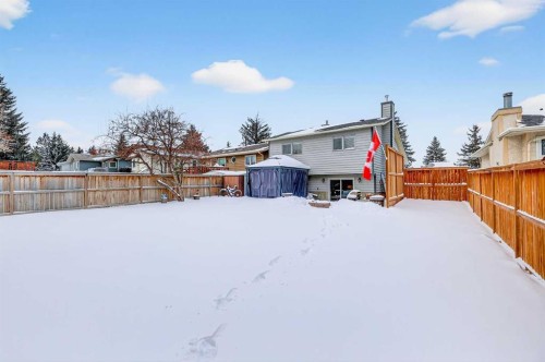 196 Deersaxon Circle Se, Calgary, AB - Outdoor