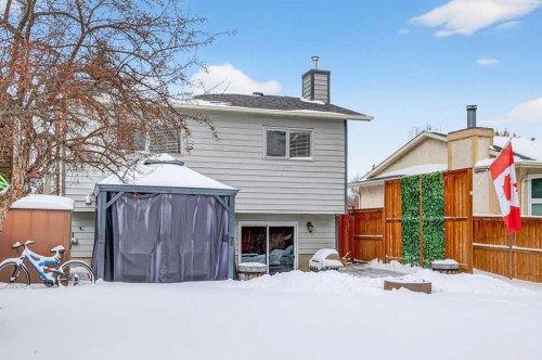 196 Deersaxon Circle Se, Calgary, AB - Outdoor