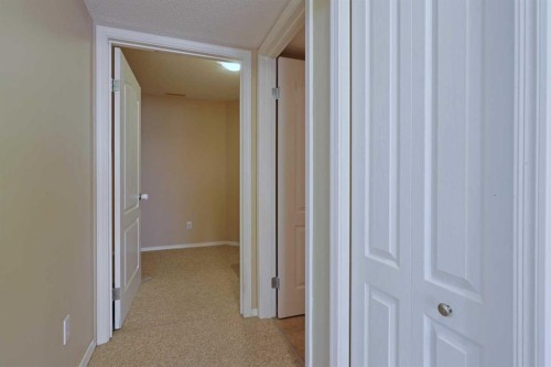 256 Hampstead Road Nw, Calgary, AB - Indoor Photo Showing Other Room