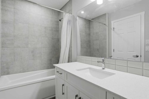 123 Cityside Crescent Ne, Calgary, AB - Indoor Photo Showing Bathroom