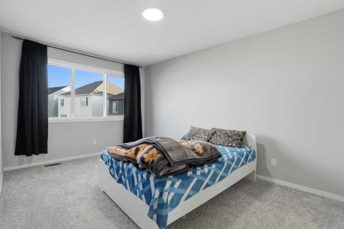 123 Cityside Crescent Ne, Calgary, AB - Indoor Photo Showing Bedroom