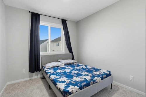 123 Cityside Crescent Ne, Calgary, AB - Indoor Photo Showing Bedroom