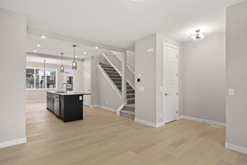 110 Sora Gardens Se, Calgary, AB - Indoor