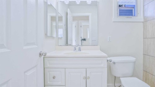 28 Castleridge Crescent Ne, Calgary, AB 