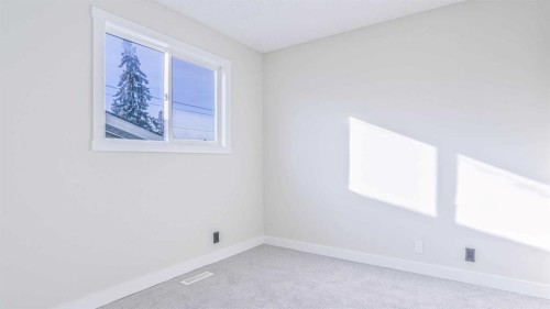 28 Castleridge Crescent Ne, Calgary, AB 