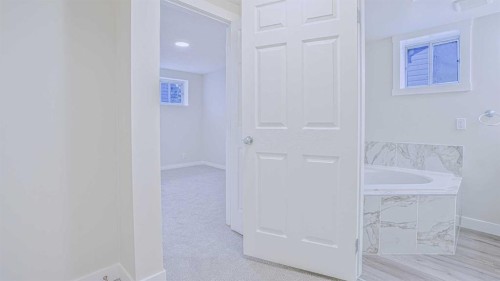 28 Castleridge Crescent Ne, Calgary, AB 