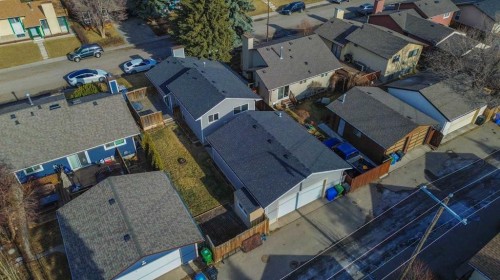 28 Castleridge Crescent Ne, Calgary, AB 