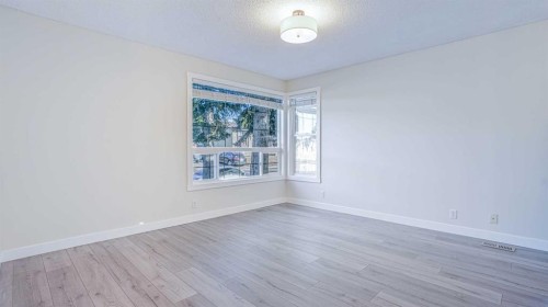 28 Castleridge Crescent Ne, Calgary, AB 