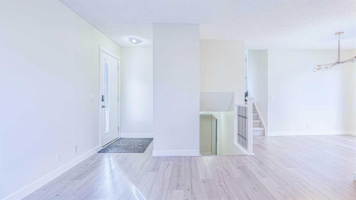 28 Castleridge Crescent Ne, Calgary, AB 