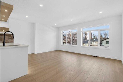 720 52 Avenue Sw, Calgary, AB - Indoor