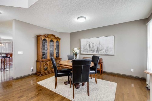 29 Cranleigh Way Se, Calgary, AB - Indoor Photo Showing Dining Room