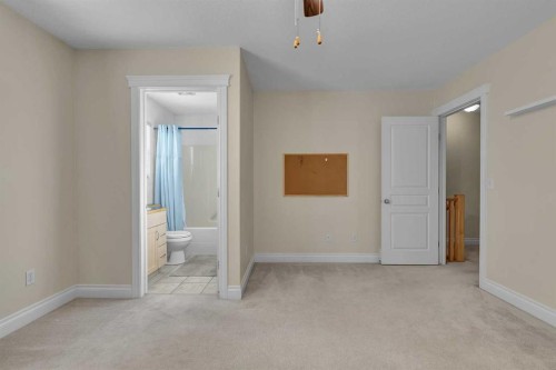 730 69 Avenue Sw, Calgary, AB - Indoor