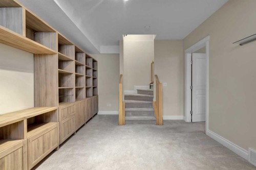 730 69 Avenue Sw, Calgary, AB - Indoor Photo Showing Other Room
