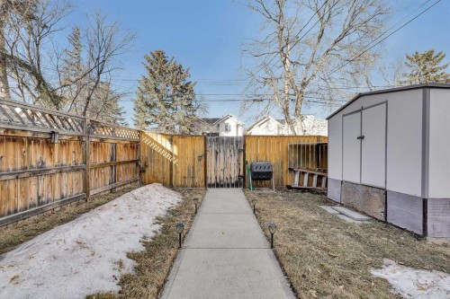 730 69 Avenue Sw, Calgary, AB - Outdoor