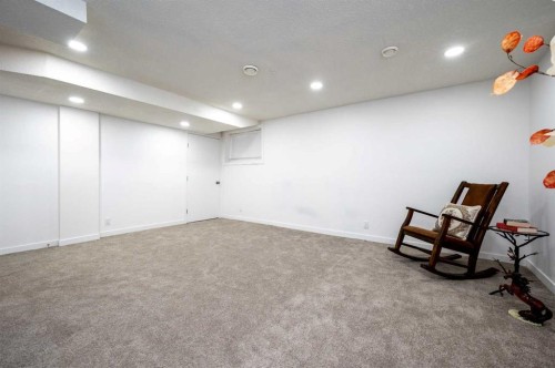 60 Covecreek Mews Ne, Calgary, AB - Indoor