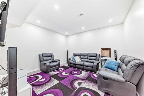 199 Kinniburgh Road, Chestermere, AB - Indoor Photo Showing Other Room