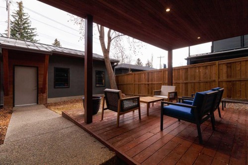 1721 30 Avenue Sw, Calgary, AB - Outdoor With Exterior