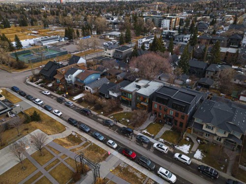1721 30 Avenue Sw, Calgary, AB - Outdoor With View