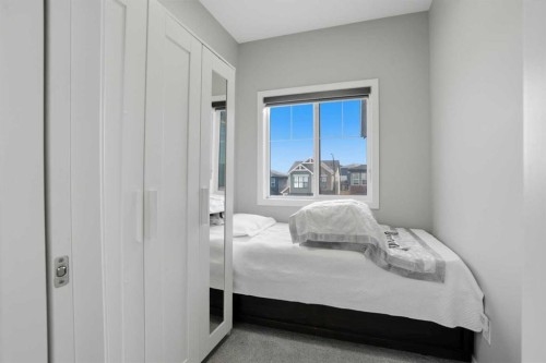 276 Calhoun Crescent Ne, Calgary, AB - Indoor Photo Showing Bedroom