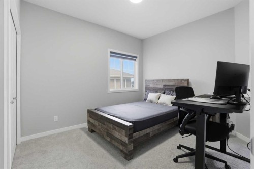 276 Calhoun Crescent Ne, Calgary, AB - Indoor Photo Showing Bedroom