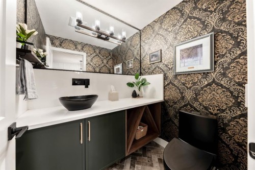 4008 5 Avenue Sw, Calgary, AB - Indoor