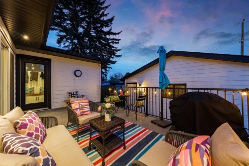 4008 5 Avenue Sw, Calgary, AB - Outdoor With Deck Patio Veranda With Exterior