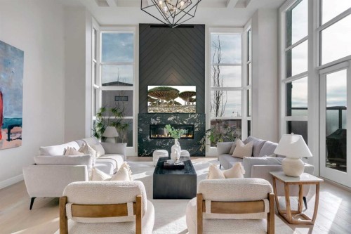 100 Elkton Close Sw, Calgary, AB - Indoor Photo Showing Living Room