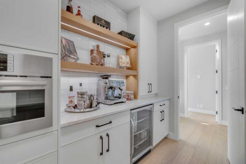 100 Elkton Close Sw, Calgary, AB - Indoor