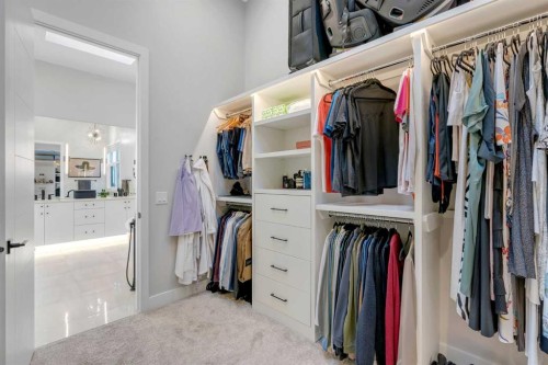 100 Elkton Close Sw, Calgary, AB - Indoor With Storage