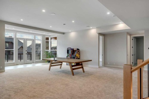 100 Elkton Close Sw, Calgary, AB - Indoor Photo Showing Other Room