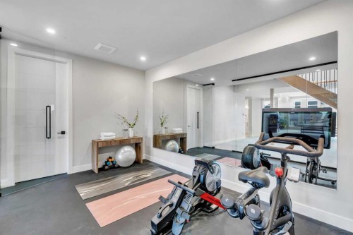 100 Elkton Close Sw, Calgary, AB - Indoor