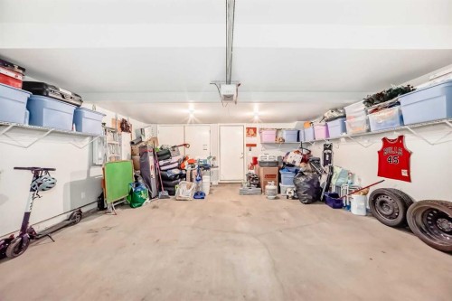 71 Skyview Ranch Avenue Ne, Calgary, AB - Indoor Photo Showing Garage