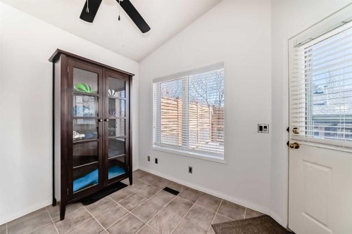 55 Shawbrooke Crescent Sw, Calgary, AB - Indoor Photo Showing Other Room