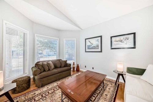 55 Shawbrooke Crescent Sw, Calgary, AB - Indoor Photo Showing Living Room